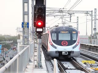 Delhi Metro: पिंक लाइन पर 2 घंटे बाद बहाल हुई मेट्रो सेवा, यात्रियों को बड़ी राहत