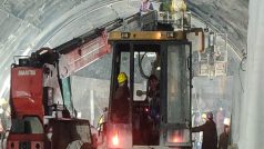 Uttarkashi Tunnel Rescue Update:  रेस्क्यू टीम के लिए प्रोटेक्शन अंब्रेला, हैदराबाद से मंगाया गया प्लाज्मा कटर