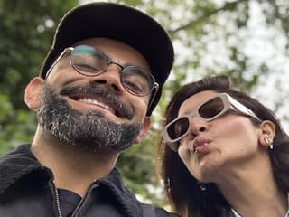 Virat Kohli के ऐतिहासिक शतक पर अनुष्का ने बरसाया प्यार, कहा- अपने बर्थडे पर..