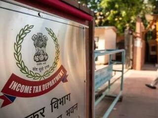 Madhya Pradesh Assembly: मध्य प्रदेश में IT का बड़ा एक्शन, शराब कारोबारी सोम डिस्टिलरीज के कई ठिकानों पर पड़ी रेड