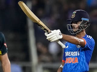 IND vs AUS: यशस्वी जायसवाल ने रचा इतिहास, पावरप्ले में सबसे ज्यादा रन बनाने वाले भारतीय