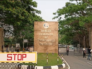 IIT Placement: आईआईटी गुवाहाटी के कई छात्रों को मिला 1 करोड़ का जॉब ऑफर