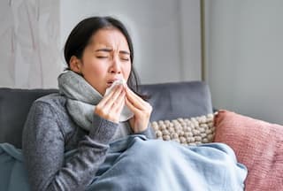 Pneumonia Treatment: Nutritionist Shares 6 Dietary Tips to Manage The Respiratory Condition