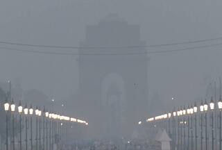 Delhi Pollution: Govt Forms Special Task Force as Air Quality Still 'Very Poor' at 393