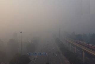 Delhi Pollution: Air Quality Remains Severe; Thick Smog Engulfs NCR