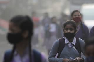Delhi Weather Update: Dense Fog Blankets Many Areas, Airport Issues Traffic Advisory For Air Passengers