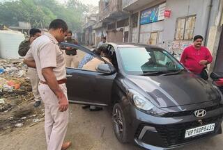 Blood-Soaked Body Of A Man Found In Car In Ghazipur, Investigation On
