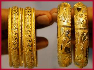 Dhanteras 2023: What Is Right Time to Buy Gold, Silver? Check 'Shubh Muhurat' Today