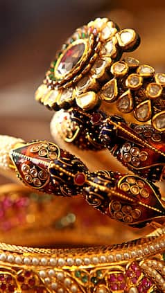 10 Essential Tips For Purchasing Gold This Dhanteras 2023