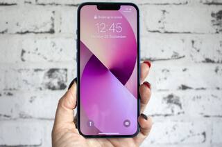 Apple iPhone 13 पर गजब का ऑफर, Amazon पर 5498 रुपये में खरीदें