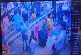 Caught On Cam: Robbery At Gunpoint At Jewellery Store in Delhi's Karawal Nagar