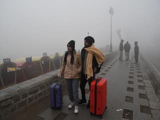 Weather Update: इन राज्यों में अगले 24 घंटे में होगी झमाझम बारिश, यहां पर शीत लहर का अलर्ट