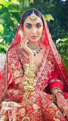 शादी का लेहेंगा केसे पसंद करें? कंफ्यूजन है तो यहां देखें सेलिब्रिटी स्टाइल लहंगे