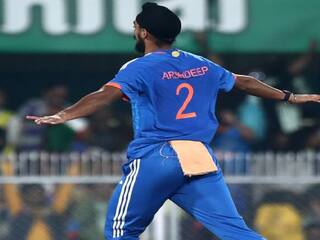 IND VS SA: 'सिंह इज किंग'...अर्शदीप सिंह ने रचा इतिहास, ऐसा करने वाले पहले भारतीय तेज गेंदबाज बने