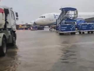 Cyclone Michaung Updates: भारी बारिश से चेन्नई एयरपोर्ट पानी पानी, 70 उड़ानें रद्द, कई ट्रेने कैंसिल, स्कूल बंद, आर्मी ने 300 लोगों को बचाया, 5 की मौत