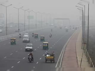 Delhi AQI Update: दिल्ली में प्रदूषण कम, अब भी खराब स्तर पर बरकरार, ओवरऑल AQI 287