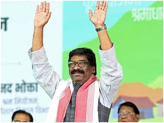 Jharkhand के सीएम हेमंत सोरेन का बड़ा ऐलान, अब 50 साल वालों को भी मिलेगी वृद्धावस्था पेंशन