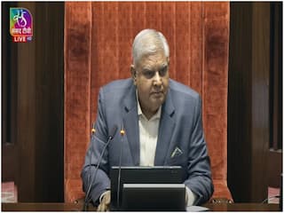 'गिरावट की हद', संसद परिसर में अपनी नकल उतारने पर भड़के उपराष्ट्रपति जगदीप धनखड़, बताया शर्मनाक | VIDEO