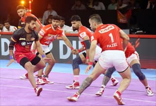 Sonu Shines Yet Again As Gujarat Giants Defeat Bengaluru Bulls In a Humdinger
