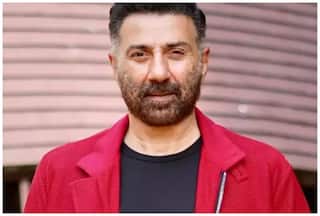 बचपन से इस बीमारी से पीड़ित हैं Sunny Deol,स्क्रिप्ट पढ़ने में होती थी परेशानी, हिंदी में मांगते थे डायलॉग