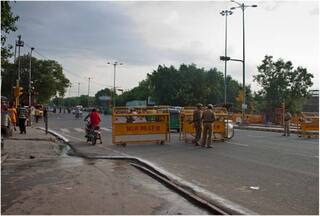 New Year 2024: Tight Security Arrangements In Place Across Delhi; Check Routes, Restrictions Here