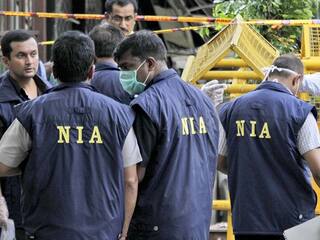 ISIS के कई ठिकानों पर छापेमारी, खतरनाक हथियार मिले; देश में थी बम धमाकों की साजिश; टेरर मॉड्यूल के 15 लोग अरेस्ट, NIA की बड़ी कार्रवाई