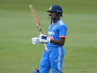 IND vs SA 2nd ODI: साई सुदर्शन ने लगातार दूसरा अर्धशतक जड़कर किया बड़ा कमाल, स्पेशल क्लब में मारी एंट्री