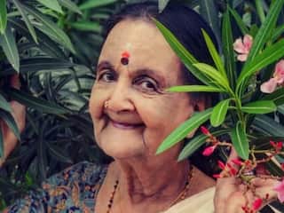 Subbalakshmi Amma Death : मलयालम फिल्मों की मशहूर 'दादी' सुब्बालक्ष्मी का हुआ निधन, जानिए कौन थीं ?