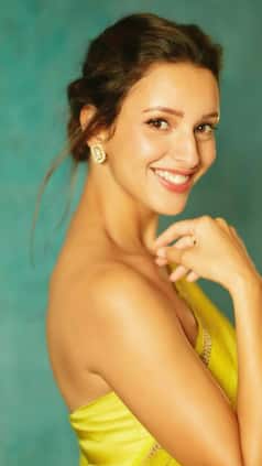 Triptii Dimri's Beauty Tips For Glowing Skin - 10 PICS