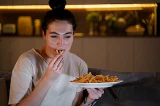 Stress-eating: 5 Must-Avoid Comfort Foods That Can Actually Make You More Anxious