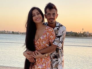 जिसने भी हमारी स्क्रिप्ट लिखी है वह...शादी की सालगिरह पर चहल ने पत्नी धनश्री पर लुटाया प्यार