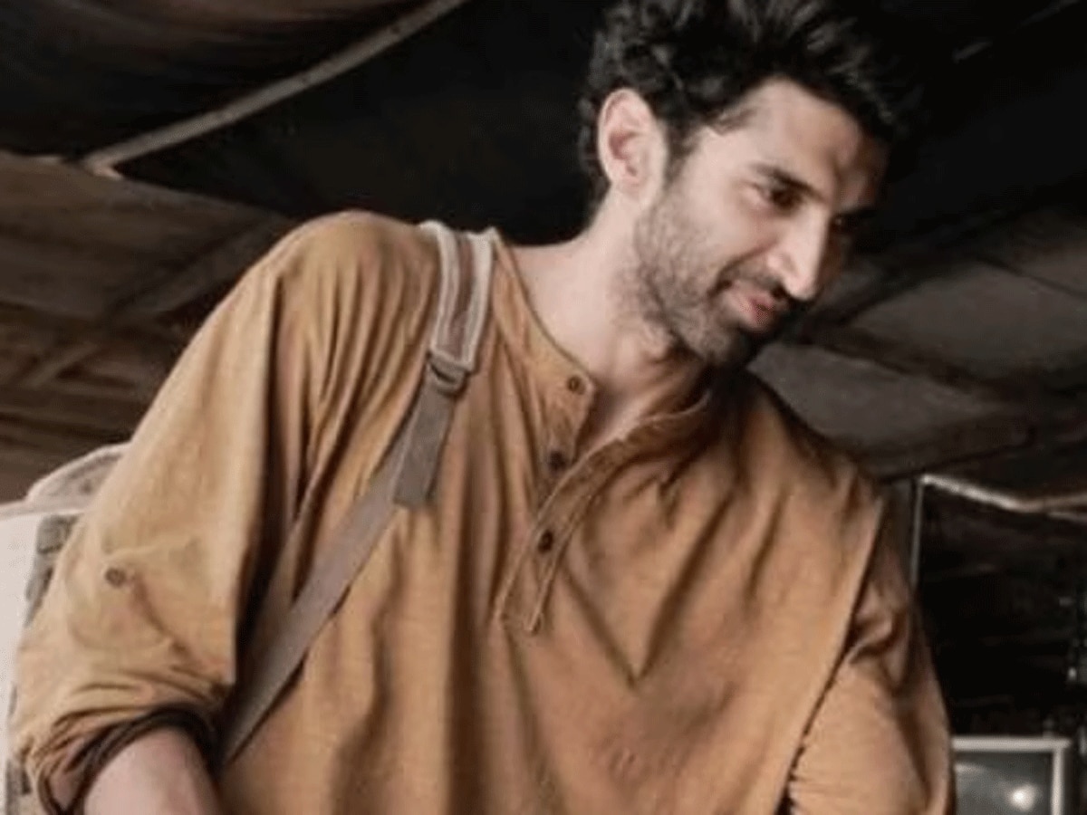 अनन्या पांडे का नाम सुनते ही आदित्य रॉय कपूर के चेहरे पर आ जाती है खुशी?