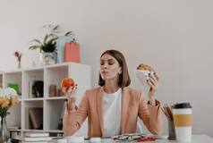 7 Worst Eating Habits That May Cause Constipation, Acidity in Your 40s