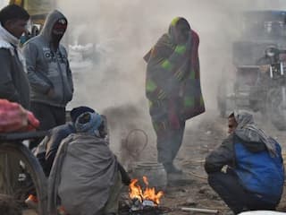 Weather Forecast: दिल्ली-NCR में कोहरे का ऑरेंज अलर्ट, यूपी-बिहार समेत इन राज्यों में सर्दी का सितम, जानें अपने शहर का हाल