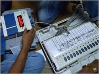 'EVM से छेड़छाड़ संभव नहीं, VVPAT के इस्तेमाल का फैसला UPA सरकार में हुआ'; चुनाव आयोग का कांग्रेस को जवाब, डेलीगेशन से मिलने से इनकार