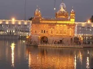 Amritsar Golden Temple Chori: गोल्डन टेंपल से पैसे की चोरी मामले में पुलिस ने आरोपियों को दबोचा, पूछताछ जारी