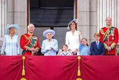 What British Royal Family Eats At Christmas Every Year? Here's What Ex-Chef Reveals