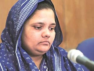 बिलकिस बानो से माफी मांगे मोदी सरकार...SC के फैसले पर बोले AIMIM चीफ ओवैसी, कांग्रेस ने दिया यह रिएक्शन