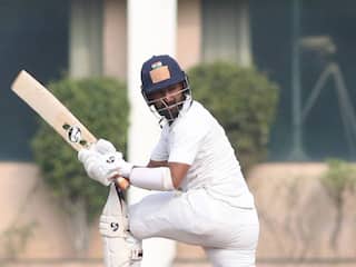 Cheteshwar Pujara: चेतेश्वर पुजारा ने घरेलू क्रिकेट में लगाया रनों का अंबार, फर्स्ट क्लास क्रिकेट में पूरे किए 20,000 रन