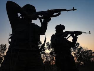 जम्मू-कश्मीर के नौशेरा में LOC पर बारूदी सुरंग विस्फोट में सेना का एक जवान शहीद