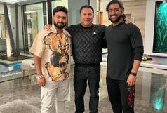 Dhoni, Pant Meet UFC Fighter Khabib's MMA Coach Javier Mendez In Dubai