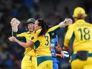 IND vs AUS: नीलामी में किसी ने नहीं दिया भाव, अब T20I में रचा इतिहास, सबसे ज्यादा विकेट लेने वाली गेंदबाज बनीं