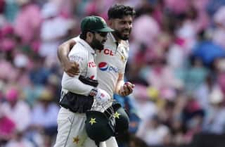 ऑस्ट्रेलिया के खिलाफ टेस्ट सीरीज में पाकिस्तान की हार के पीछे खराब गेंदबाजी रणनीति का हाथ: पूर्व क्रिकेटर के कड़े बोल