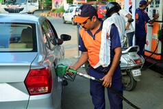 Petrol, Diesel Rates Today: Check Top City Wise (Delhi, Noida, Mumbai, Chennai, Kolkata) Petrol Prices In India On 16th May 2024