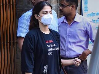 Rhea Chakraborty ने सुनाई जेल की दास्तान, टॉयलेट से लेकर खाने तक किए कई खुलासे