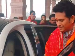 गले में माला, माथे पर टिका... राम के दरबार में पहुंचे 'क्रिकेट के भगवान' सचिन तेंदुलकर- Photos
