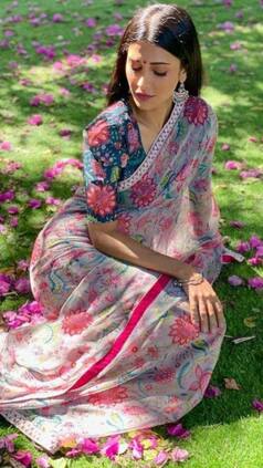 Shruti Haasan's Top 10 Saree Looks For Indian Wardrobe
