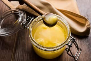 Ghee Benefits in Winter: 5 Reasons to Include This Golden Elixir in Everyday Meal During Colder Months