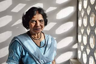 Dr Saroj Chooramani Gopal: 79-Year-Old Padma Shri Recipient is Back in Classroom| Read Her Inspiration Story