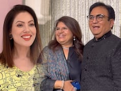 Paps Ask Dilip Joshi 'Babita Ji Kahan Hai' And He Answers in Full Jethalal Style - Watch Video